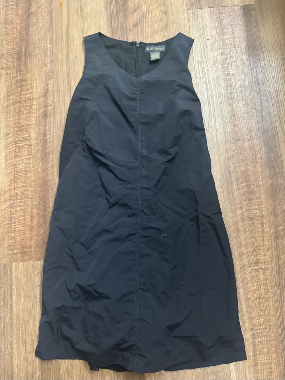 Banana Republic Black Sleeveless Shift Dress